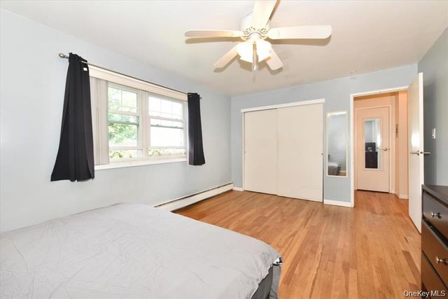 295 Merrick Road 4A, Amityville, NY 11701