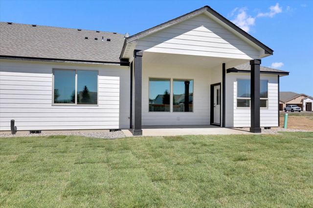 1109 - Unit 29 N Country Club Dr, Deer Park, WA 99006