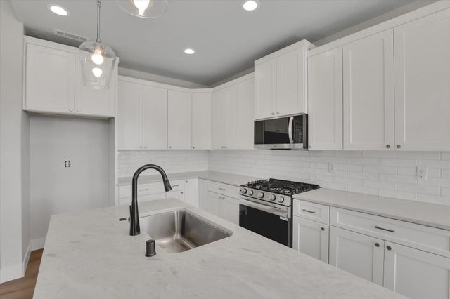1109 - Unit 29 N Country Club Dr, Deer Park, WA 99006