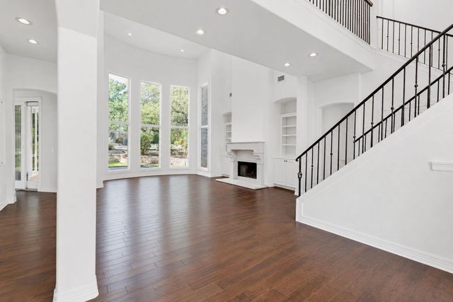 8616 Mendocino DR, Austin, TX 78735