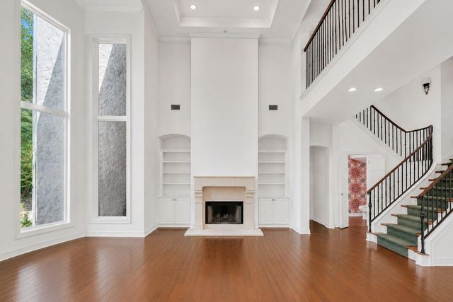 8616 Mendocino DR, Austin, TX 78735