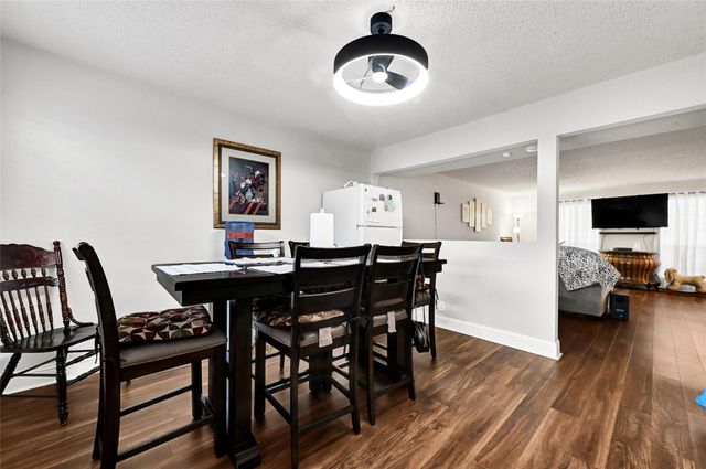 11002 Hammerly Boulevard 223, Houston, TX 77043