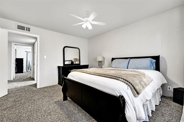 11002 Hammerly Boulevard 223, Houston, TX 77043