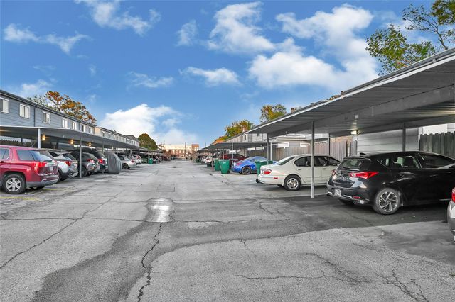 11002 Hammerly Boulevard 223, Houston, TX 77043