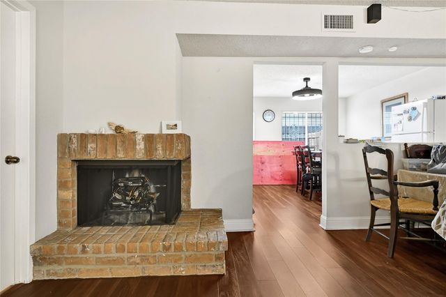 11002 Hammerly Boulevard 223, Houston, TX 77043