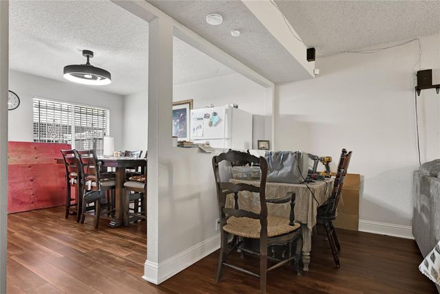 11002 Hammerly Boulevard 223, Houston, TX 77043