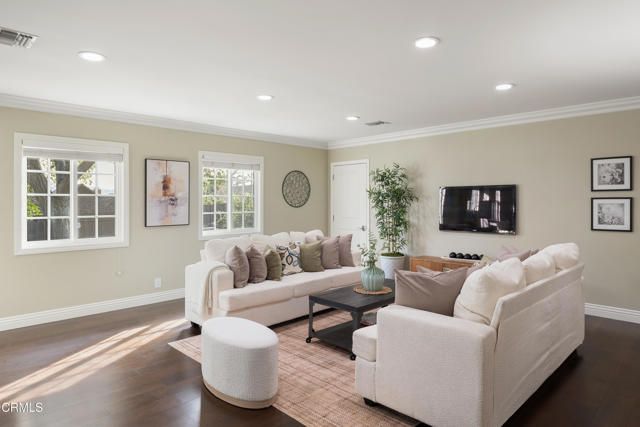 4803 Hill Street, La Canada Flintridge, CA 91011