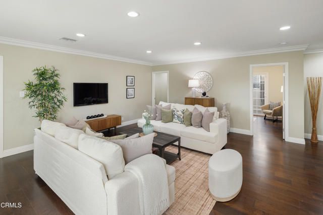 4803 Hill Street, La Canada Flintridge, CA 91011