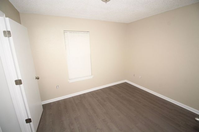 4780 HILLBROOK RD, Memphis, TN 38109