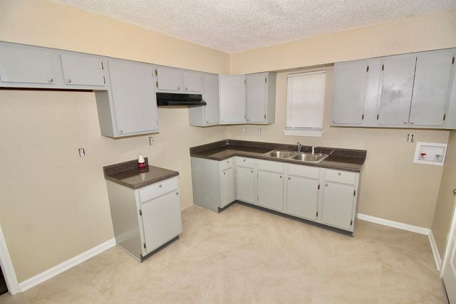 4780 HILLBROOK RD, Memphis, TN 38109