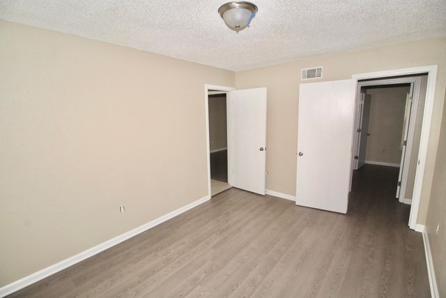 4780 HILLBROOK RD, Memphis, TN 38109