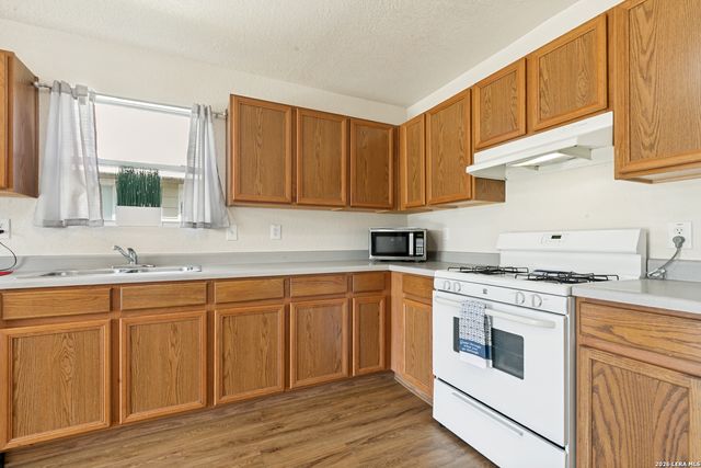1334 SUNBEND FLS, San Antonio, TX 78224