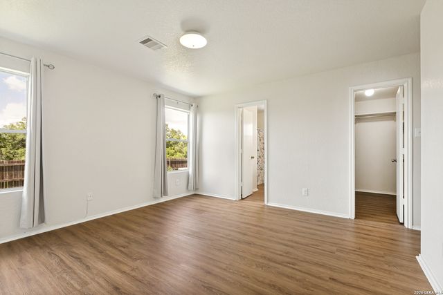 1334 SUNBEND FLS, San Antonio, TX 78224