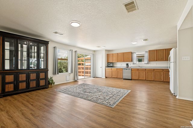 1334 SUNBEND FLS, San Antonio, TX 78224
