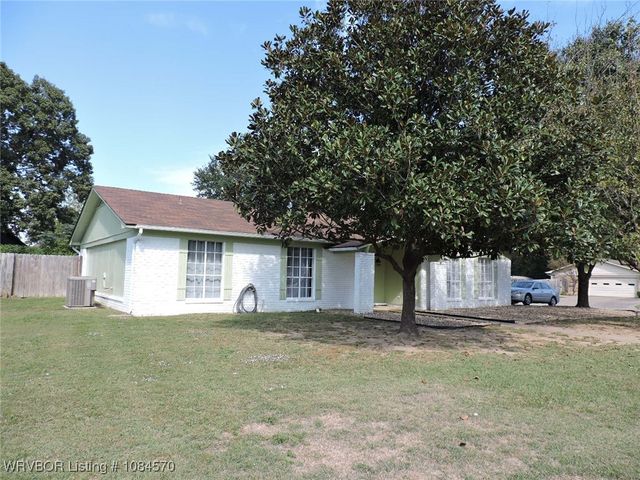 6325 Fresno Street, Fort Smith, AR 72903