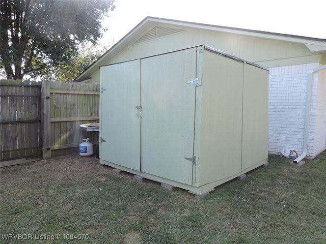 6325 Fresno Street, Fort Smith, AR 72903