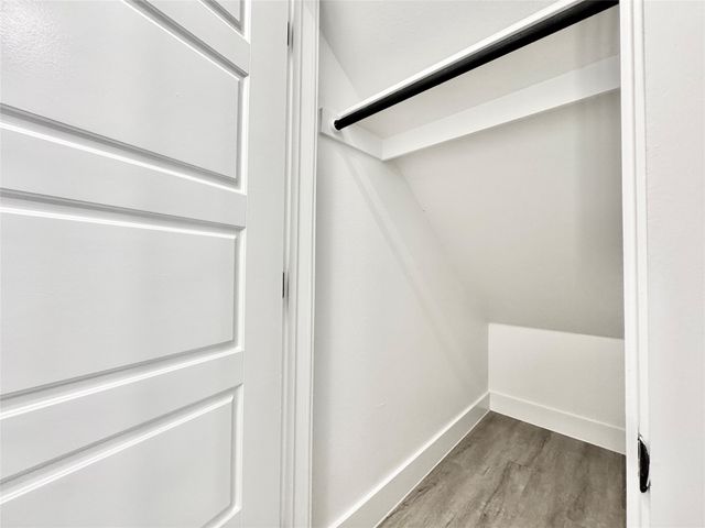 8509 Shorehan Road, The Colony, TX 75036