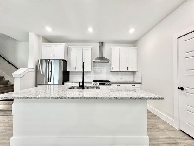 8509 Shorehan Road, The Colony, TX 75036