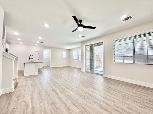 8509 Shorehan Road, The Colony, TX 75036