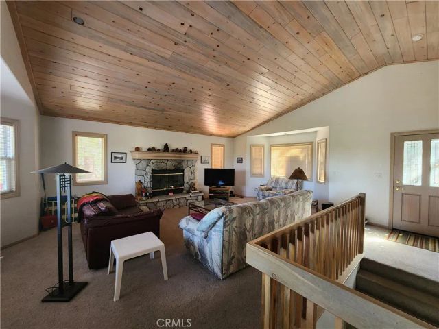 530 Villa Grove Avenue, Big Bear City, CA 92314
