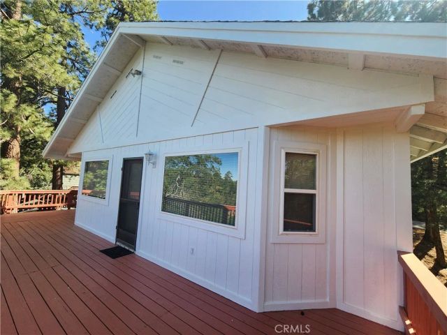 530 Villa Grove Avenue, Big Bear City, CA 92314