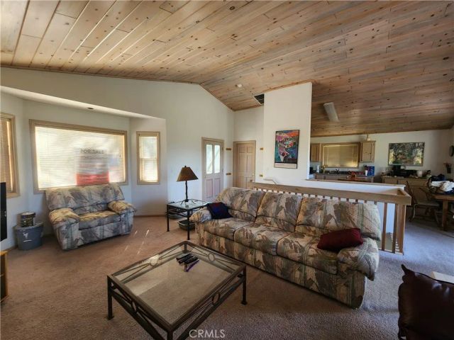 530 Villa Grove Avenue, Big Bear City, CA 92314