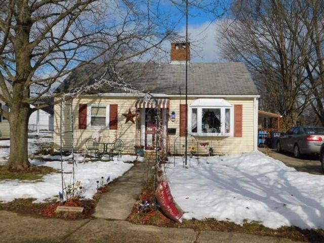 729 Pennsylvania Avenue, Lancaster, OH 43130