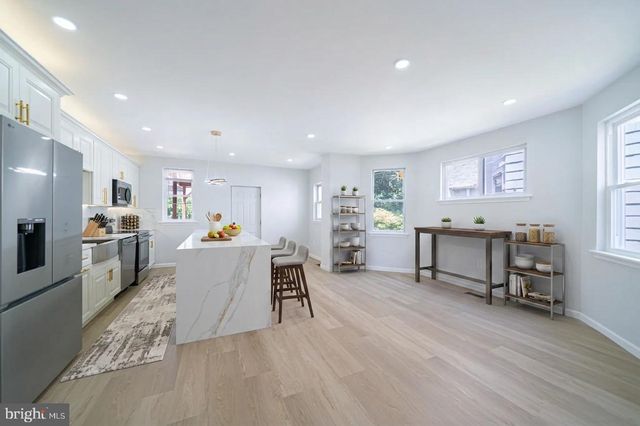829 E RITTENHOUSE ST, Philadelphia, PA 19138