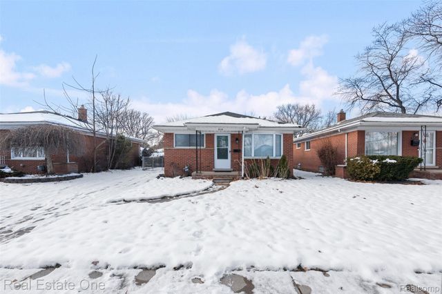 4114 Lincoln Boulevard, Dearborn Heights, MI 48125