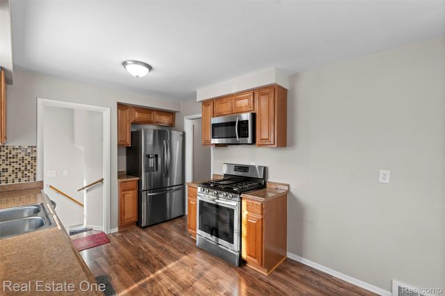 4114 Lincoln Boulevard, Dearborn Heights, MI 48125