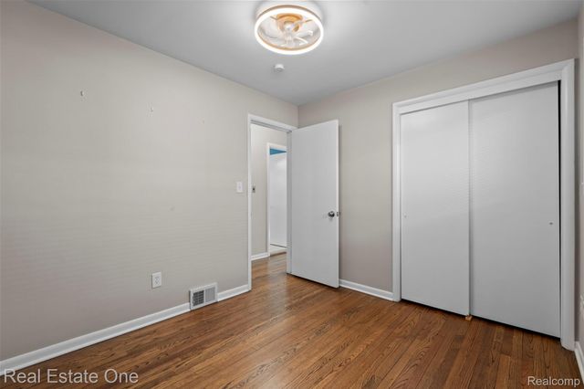 4114 Lincoln Boulevard, Dearborn Heights, MI 48125