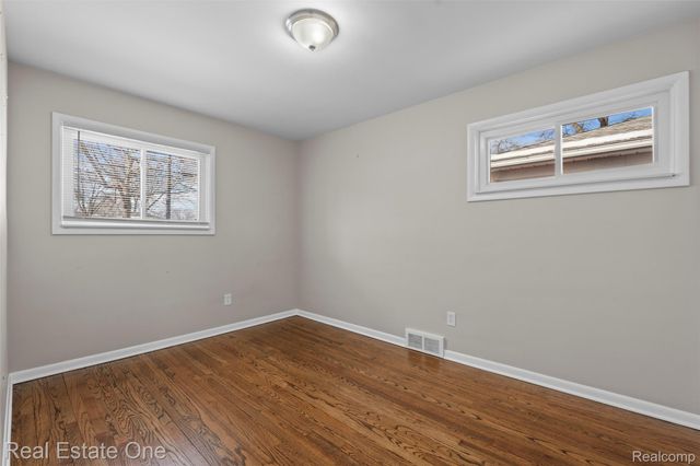 4114 Lincoln Boulevard, Dearborn Heights, MI 48125