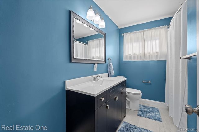 4114 Lincoln Boulevard, Dearborn Heights, MI 48125