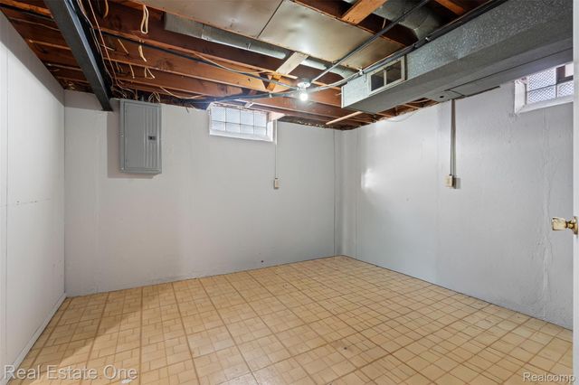 4114 Lincoln Boulevard, Dearborn Heights, MI 48125