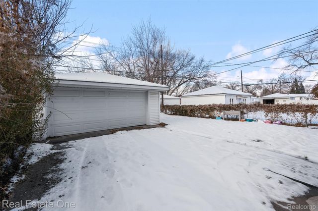 4114 Lincoln Boulevard, Dearborn Heights, MI 48125