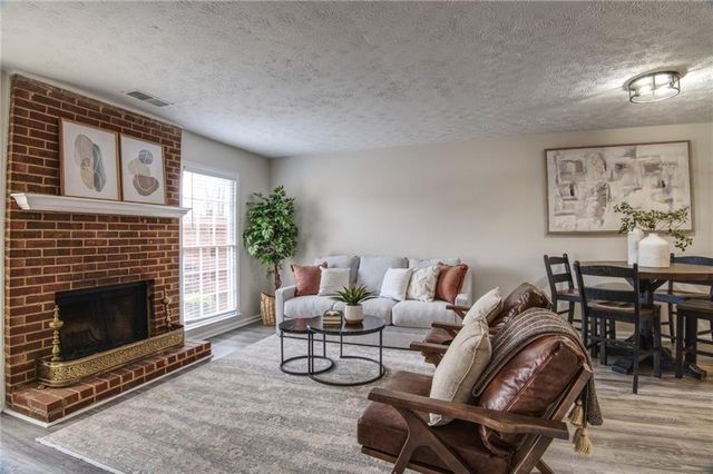 587 Wedgewood, Alpharetta, GA 30009