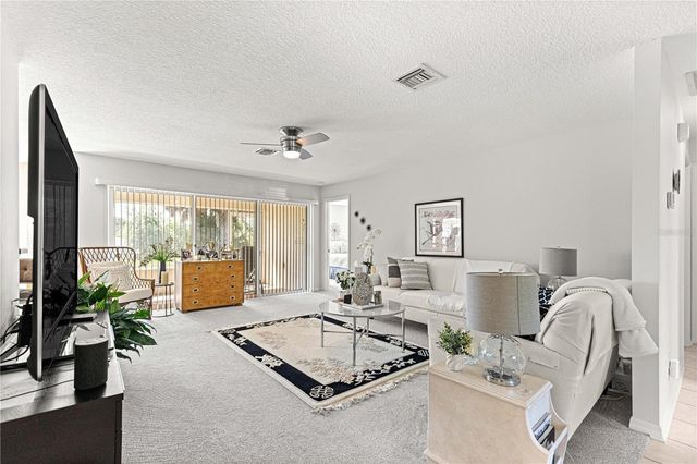10096 SW 92ND STREET ROAD, Ocala, FL 34481