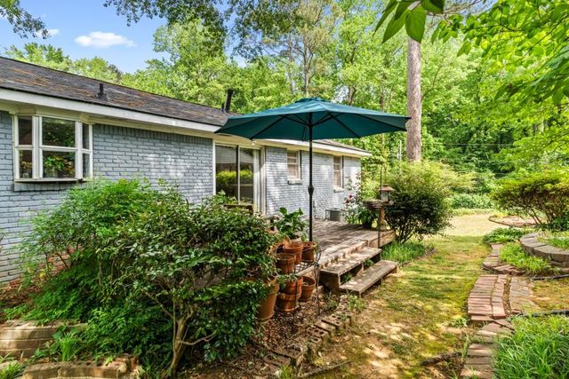 1478 Spruce Drive SE, Smyrna, GA 30080
