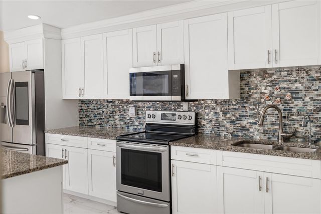 3675 PRUDENCE DRIVE, Sarasota, FL 34235