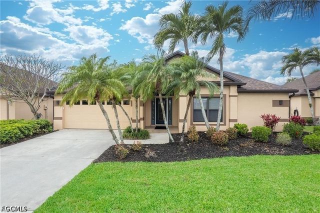 15472 Admiralty CIR 1, North Fort Myers, FL 33917
