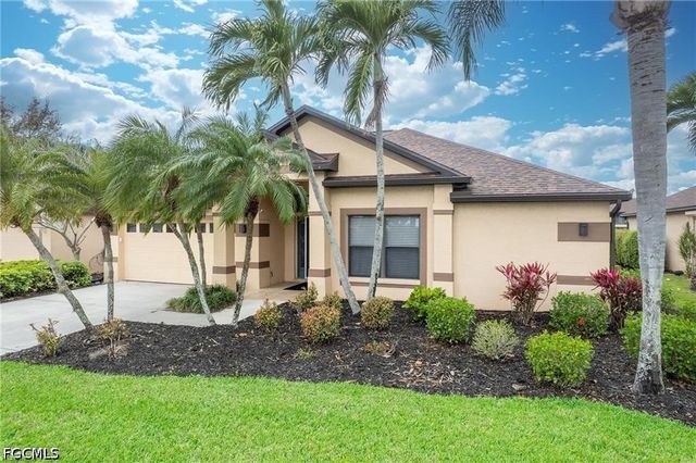 15472 Admiralty CIR 1, North Fort Myers, FL 33917
