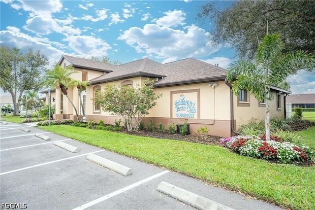 15472 Admiralty CIR 1, North Fort Myers, FL 33917