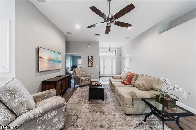 15472 Admiralty CIR 1, North Fort Myers, FL 33917