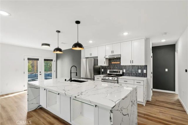 3095 College Avenue, Costa Mesa, CA 92626