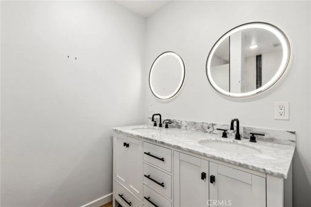 3095 College Avenue, Costa Mesa, CA 92626