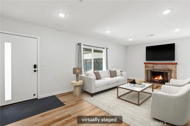 3095 College Avenue, Costa Mesa, CA 92626