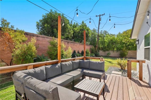 3095 College Avenue, Costa Mesa, CA 92626