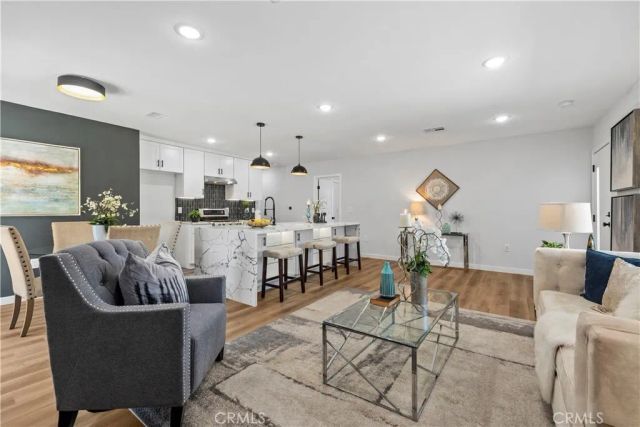 3095 College Avenue, Costa Mesa, CA 92626