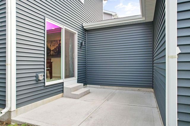 2522 Wildcat Drive, Fitchburg, WI 53711