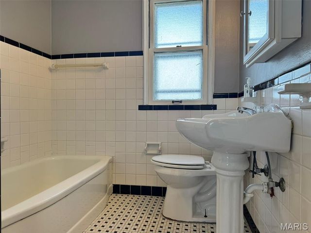 1506 Bradford Avenue, St Louis, MO 63133